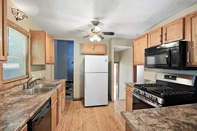 5311 Knox Avenue N, Brooklyn Center, MN 55430 - Photo 9