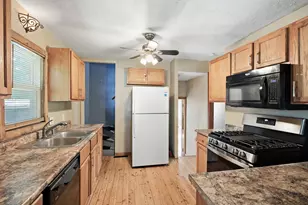 5311 Knox Ave N, Brooklyn Center, MN 55430 - Photo 9