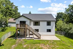 W1202 Oakridge Ct, Spring Valley, WI 54767 - Photo 27