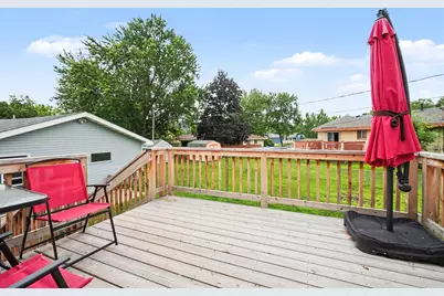 810 Sunny Lane, Anoka, MN 55303 - Photo 11