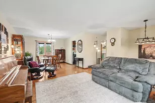 810 Sunny Ln, Anoka, MN 55303 - Photo 5