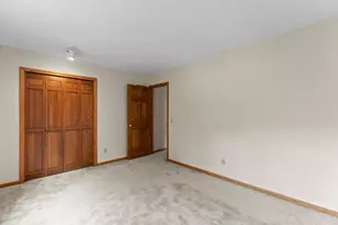 7890 Guild Ct, Apple Valley, MN 55124 - Photo 17