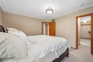 2955 Regent Ave N, Golden Valley, MN 55422 - Photo 23