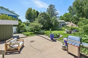 2955 Regent Ave N, Golden Valley, MN 55422 - Photo 39