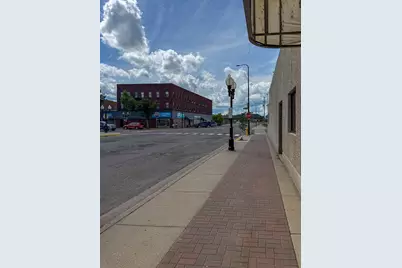 209 Minnesota Avenue NW, Bemidji, MN 56601 - Photo 5