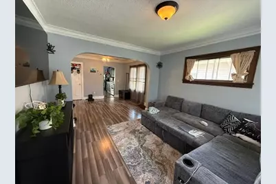987 Lawson Avenue E, Saint Paul, MN 55106 - Photo 3