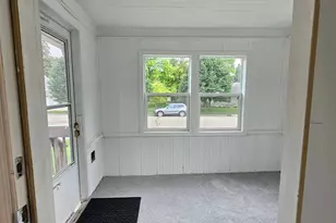 414 W Maple Ave, Fergus Falls, MN 56537 - Photo 3