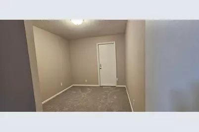 414 W Maple Avenue, Fergus Falls, MN 56537 - Photo 13