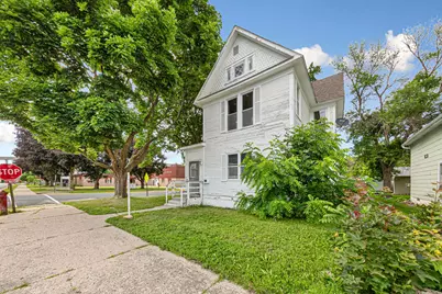 105 Ash Avenue SW, Montgomery, MN 56069 - Photo 5