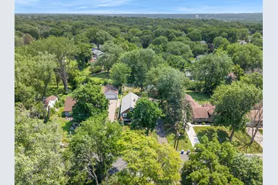 10901 Russell Avenue S, Bloomington, MN 55431 - Photo 29