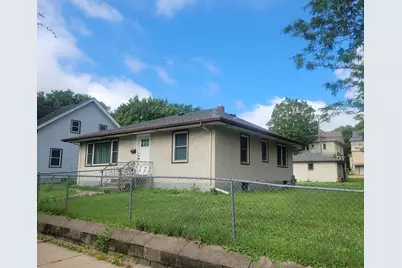 985 Bradley Street, Saint Paul, MN 55130 - Photo 3