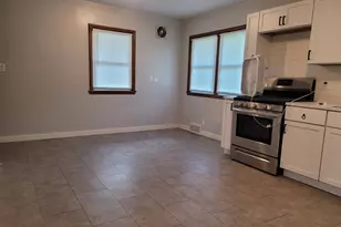 985 Bradley St, Saint Paul, MN 55130 - Photo 7