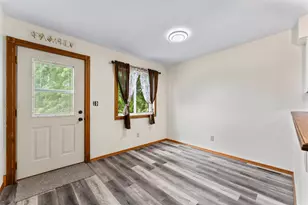 647 2nd St NE, Blooming Prairie, MN 55917 - Photo 9