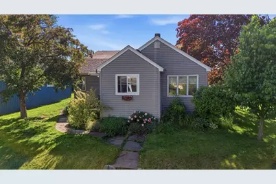 27 17th Street, Cloquet, MN 55720 - Photo 1