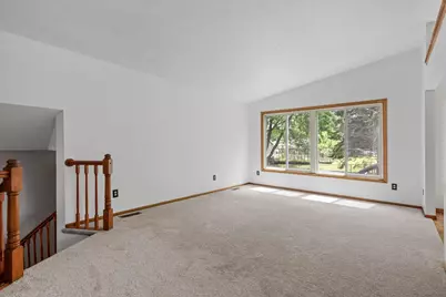7581 23rd Street N, Oakdale, MN 55128 - Photo 5