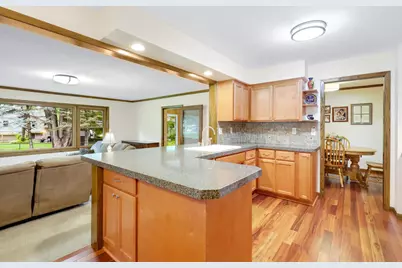 17200 Barberry Circle, Eden Prairie, MN 55346 - Photo 15