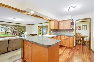 17200 Barberry Cir, Eden Prairie, MN 55346 - Photo 15
