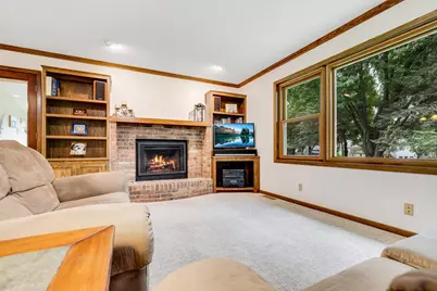 17200 Barberry Circle, Eden Prairie, MN 55346 - Photo 9