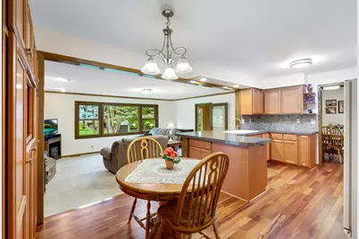 17200 Barberry Circle, Eden Prairie, MN 55346 - Photo 7