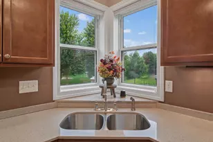 20685 Frost Ct, Lakeville, MN 55044 - Photo 5