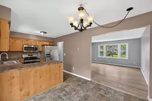 6709 Colorado Ave N, Brooklyn Park, MN 55429 - Photo 7