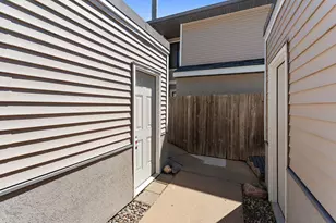 1224 Wagon Wheel Rd, Hopkins, MN 55343 - Photo 27