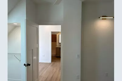 152 Winifred Street West #Unit 2 (Upper), Saint Paul, MN 55107 - Photo 9