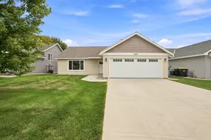 1633 18th Ave NW, Willmar, MN 56201 - Photo 1