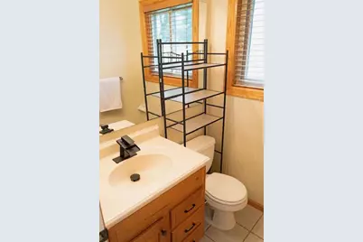 2111 Kings Valley Road W, Golden Valley, MN 55427 - Photo 45