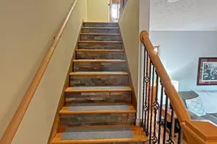 2111 Kings Valley Rd W, Golden Valley, MN 55427 - Photo 35