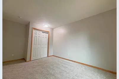 2111 Kings Valley Road W, Golden Valley, MN 55427 - Photo 49