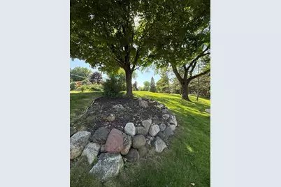 2111 Kings Valley Road W, Golden Valley, MN 55427 - Photo 71