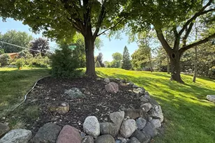 2111 Kings Valley Rd W, Golden Valley, MN 55427 - Photo 71