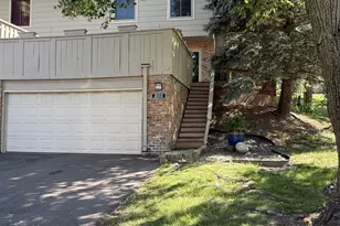 2111 Kings Valley Rd W, Golden Valley, MN 55427 - Photo 5