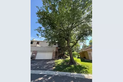 2111 Kings Valley Road W, Golden Valley, MN 55427 - Photo 5