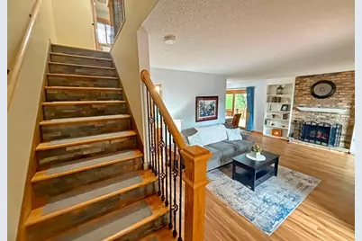 2111 Kings Valley Road W, Golden Valley, MN 55427 - Photo 33