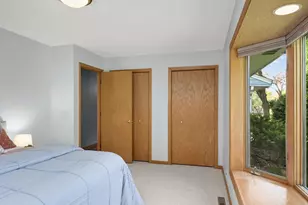 300 Kenmar Cir, Minnetonka, MN 55305 - Photo 23
