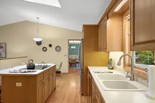 300 Kenmar Cir, Minnetonka, MN 55305 - Photo 13