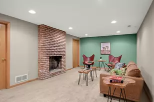 300 Kenmar Cir, Minnetonka, MN 55305 - Photo 27