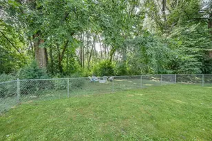 2110 Stillwater St, White Bear Township, MN 55110 - Photo 11