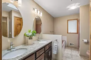17195 Daniel Ln, Eden Prairie, MN 55346 - Photo 23