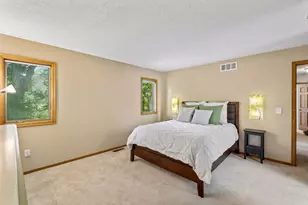 17195 Daniel Ln, Eden Prairie, MN 55346 - Photo 21