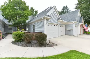 1262 Pondview Ln, White Bear Lake, MN 55110 - Photo 1
