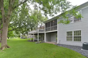 1262 Pondview Ln, White Bear Lake, MN 55110 - Photo 3