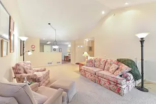 1262 Pondview Ln, White Bear Lake, MN 55110 - Photo 9