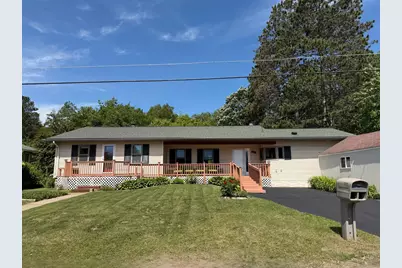 111 3rd Avenue N, Hibbing, MN 55746 - Photo 1