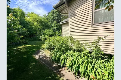111 3rd Avenue N, Hibbing, MN 55746 - Photo 21