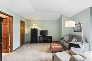 1505 Blackhawk Ridge Way, Eagan, MN 55122 - Photo 21