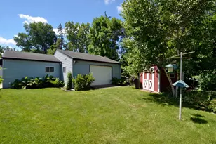 4639 Colorado Ave N, Crystal, MN 55422 - Photo 7