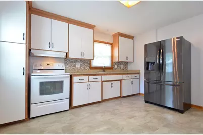 4639 Colorado Avenue N, Crystal, MN 55422 - Photo 13